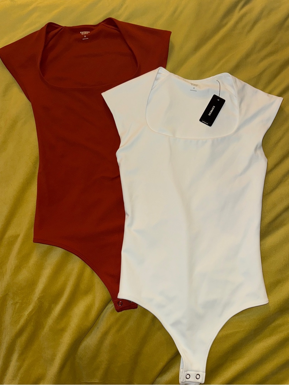 Set of 2 Express Women’s Scoop Neck Bodysuits White and Rust